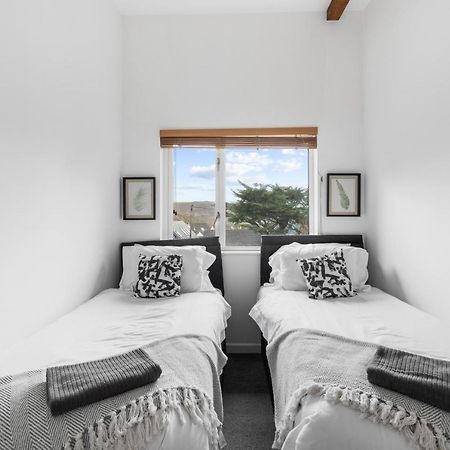 Coppercroft Cottage - Stunning Coastal Home, Walk To Beach, Sleeps 4 Porthtowan Kültér fotó